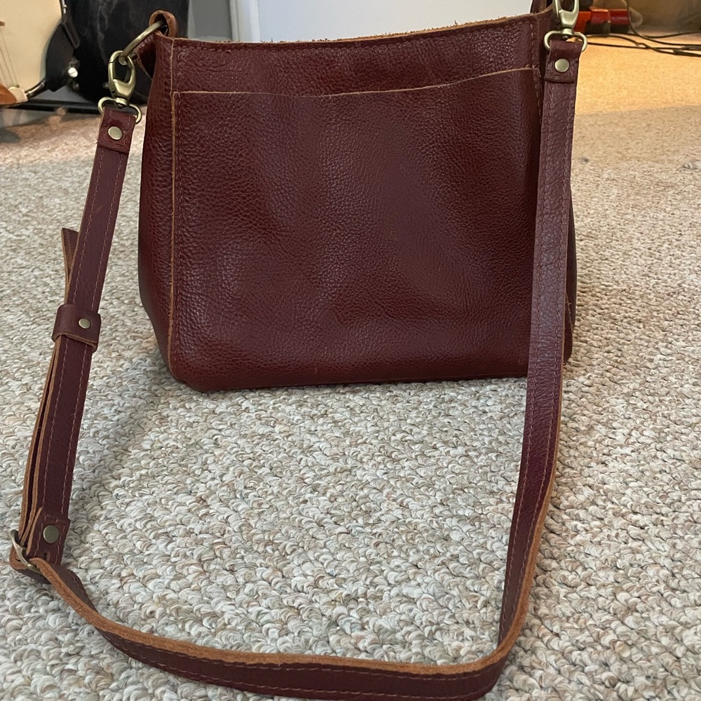 Portland Leather Triangle Shoulder Bag “Almost Perfect”